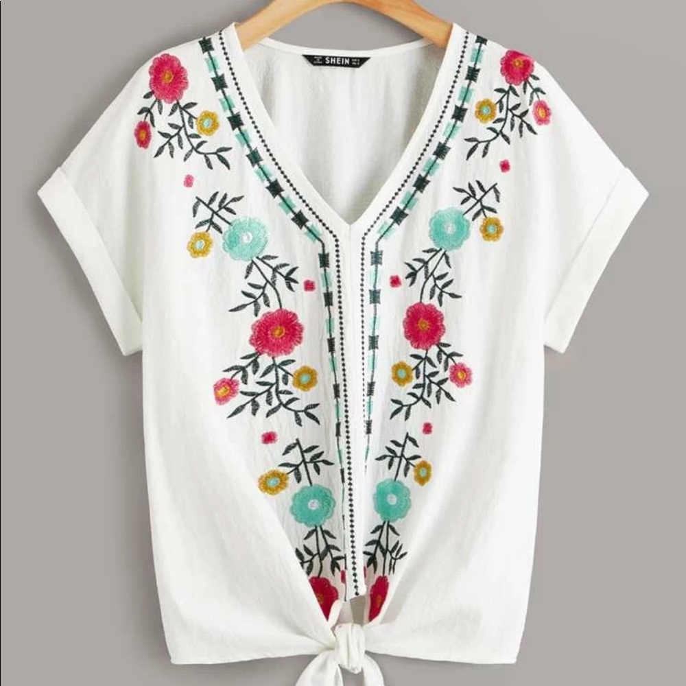Cuffed Embroidery Front Knot Hem Top